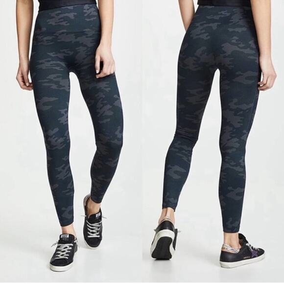 Spanx Seamless Black Grey Camo High Rise Ankle Leggings Women’s Size Small - Picture 1 of 9